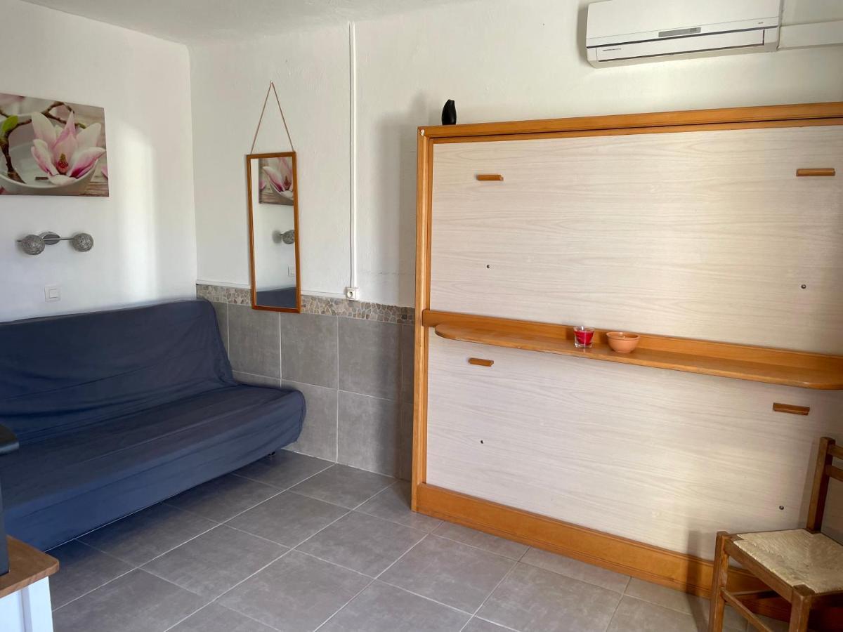 Studio Les Pieds Dans L'eau Apartment